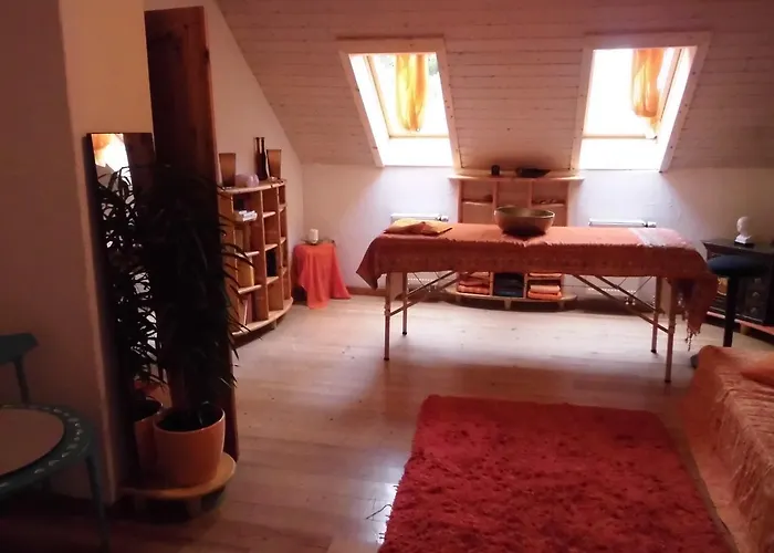 Kro Gastehaus Und Cafe - Lichthof Ottendorf (Bavaria)